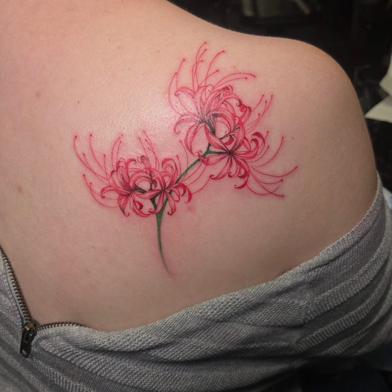 Spider lilies tattoo by Tediyama